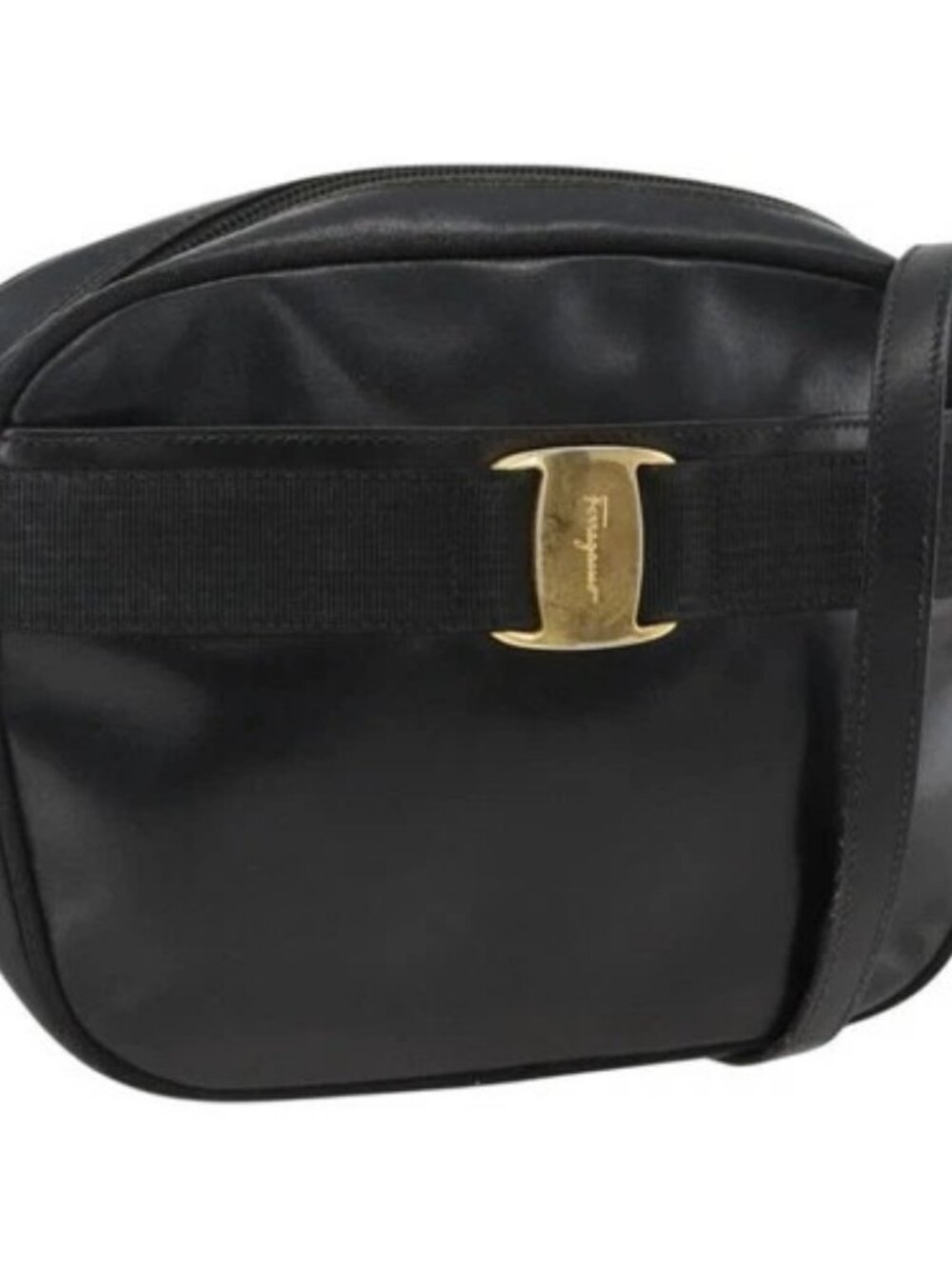 Salvatore Ferragamo Vala Shoulder Bag Leather Black Gold Auth BA11345